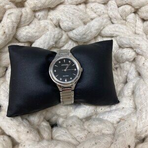 CITIZEN WATCH  ECO DRIVE *LIKE NEW*